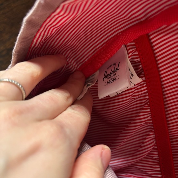 Herschel Supply Company Pink Backpack - Picture 9 of 9